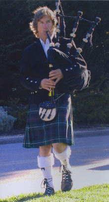 Michel d'Avenas playing traditional bagpipe tunes in California